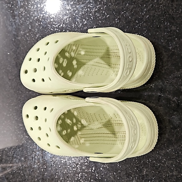 Crocs - Picture 3 of 5